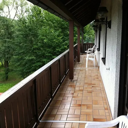 Bacchusstube Garni Inn Goldbach (Bavaria)